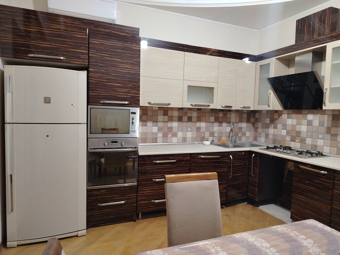İcarəyə verilir 3 otaqlı yeni tikili 160 m² — Mənzil, Bakı (8)
