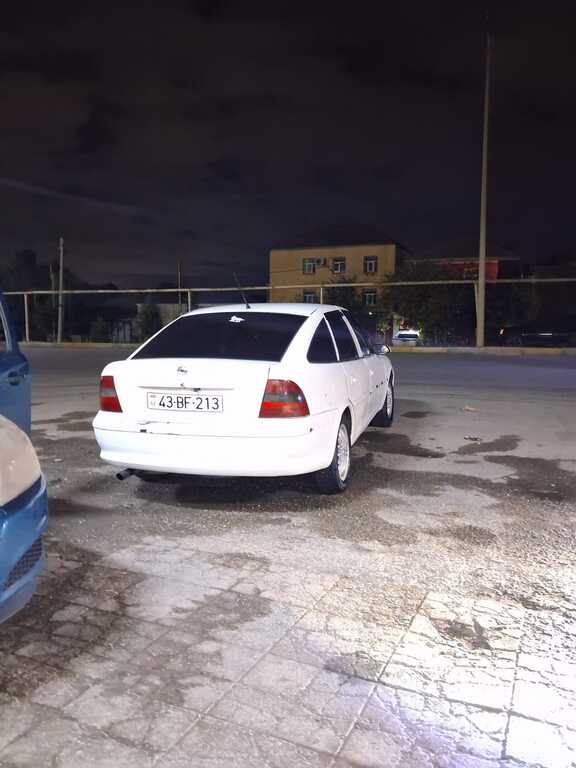 Opel Vectra, 1.8 L, 1996 il, 256 945 km 43-BF-213 — Avtomobillər, Sumqayıt (8)