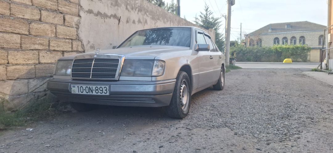 Mercedes E 200, 1993 il 10-ON-893 — Avtomobillər, Quba (3)