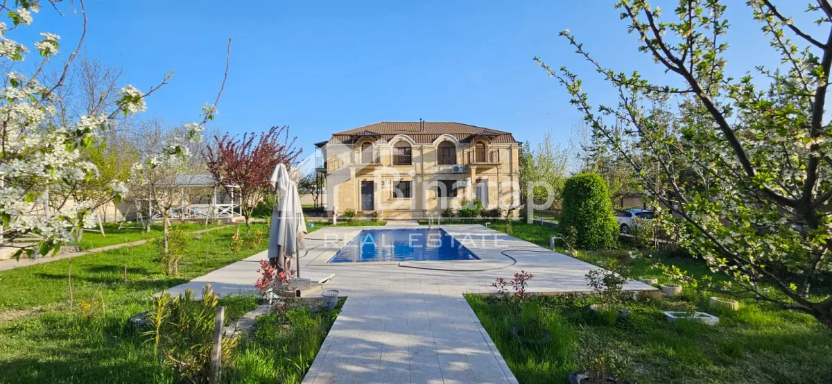 Satılır 12 otaqlı həyət evi / bağ evi 280 m², Qəbələ rayonu — 300 000 ₼ · Bakı · Ev, villa Satılır 12 otaqlı həyət evi / bağ evi 280 m², Qəbələ rayonu — Bakı