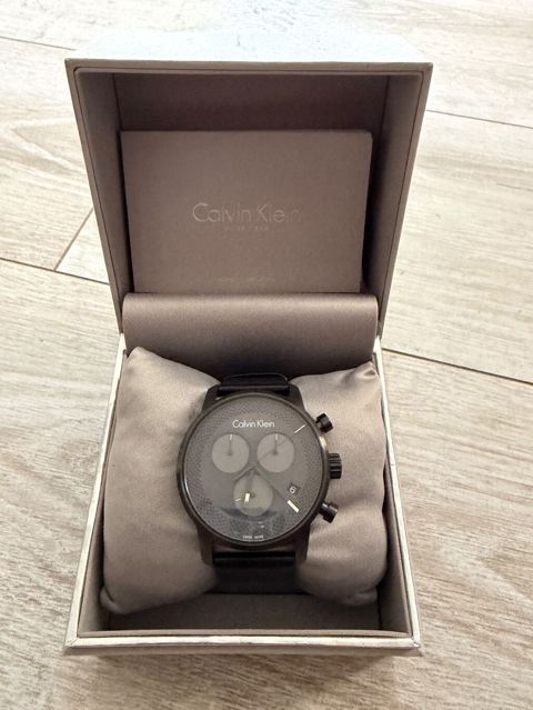 Calvin Klein kişilər üçün xronoqraf saat - Brend: Calvin Klein (CK) — 649 ₼ · Bakı · Qol saatları Calvin Klein kişilər üçün xronoqraf saat - Brend: Calvin Klein (CK) — Bakı