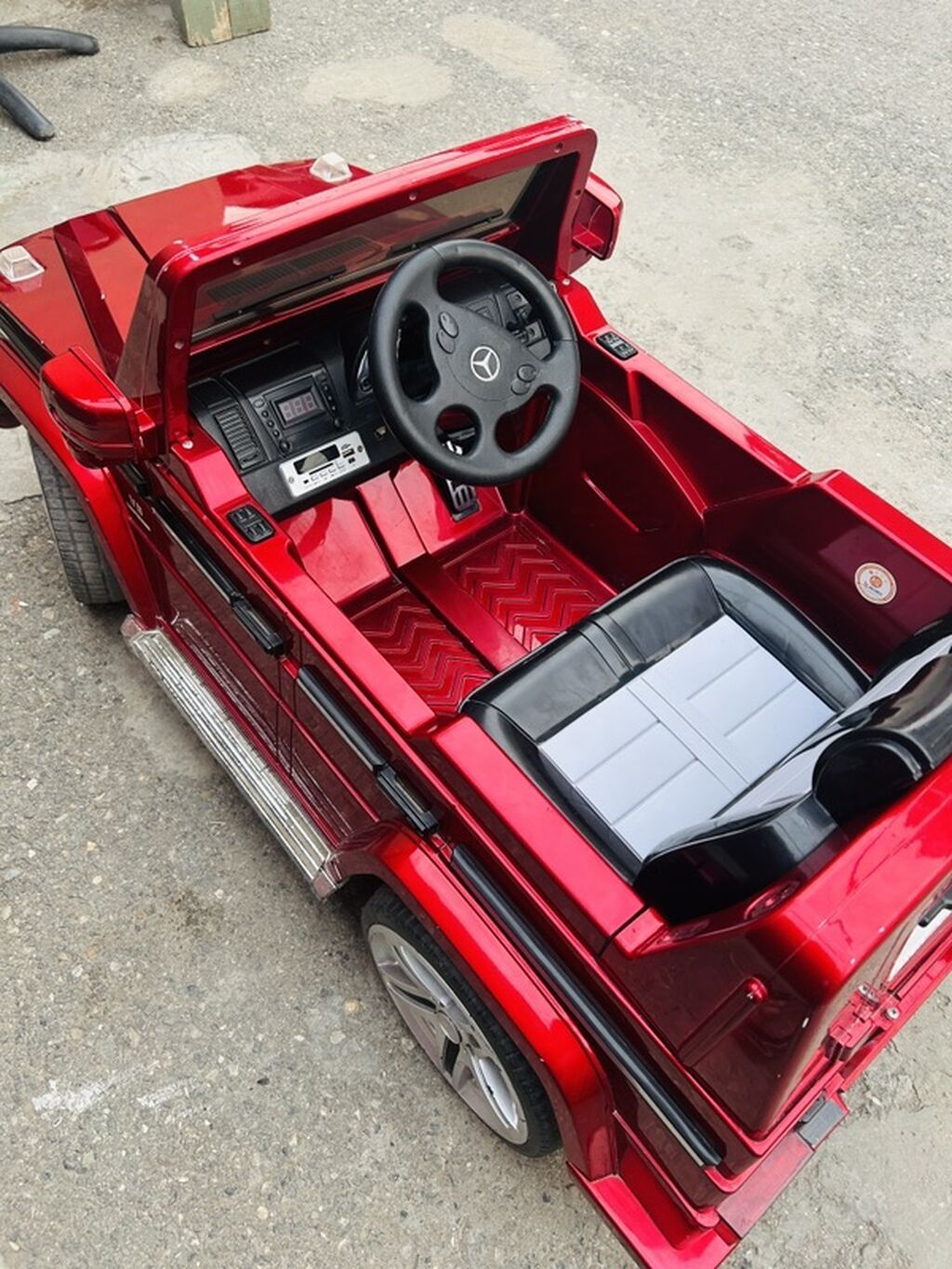 Uşaq üçün elektrikli maşın – G-class üslubunda, qırmızı metalik rəng — Uşaq avtomobilləri, Bakı (3)