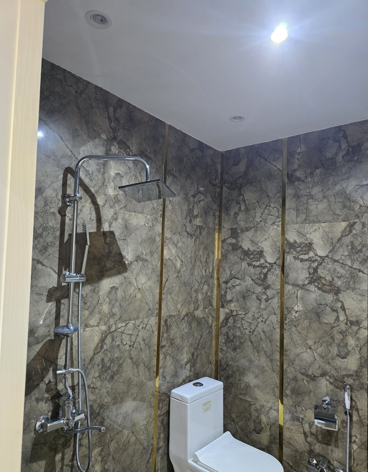 3 otaqlı mənzil 71 m² satılır — Mənzil, Bakı (12)