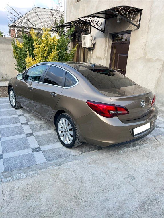 Opel Astra, 1.4 L, 2013 il, 174 000 km — Avtomobillər, Gəncə (2)