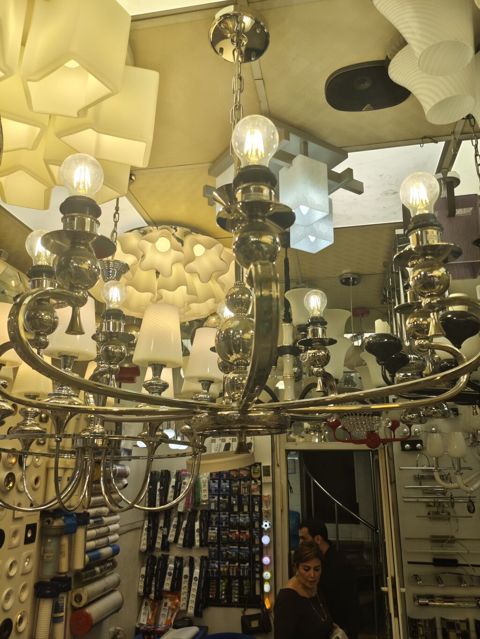 Çılçıraq, 8 lampa, Metal — 139 ₼ · Bakı · Tavan is?qlar? v? cilc?raqlar Çılçıraq, 8 lampa, Metal — Bakı