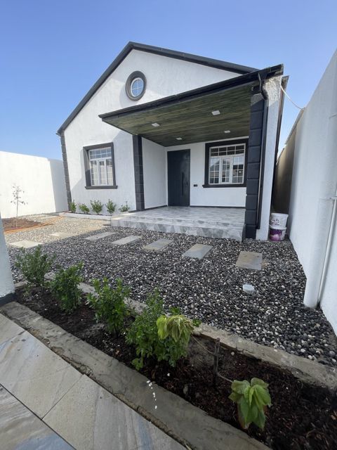 Satılır 3 otaqlı həyət evi/bağ evi 80 m² — 70 000 ₼ · Bakı · Ev, villa Satılır 3 otaqlı həyət evi/bağ evi 80 m² — Bakı