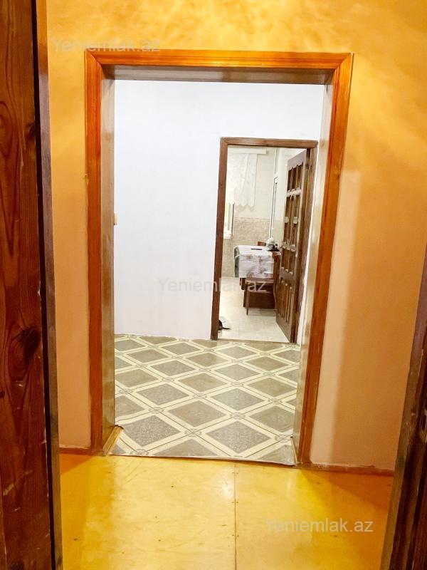 Satılır 3 otaqlı Bina evi menzil (Köhnə tikili), 80 m², 10-cu mikrorayon — Mənzil, Sumqayıt (5)