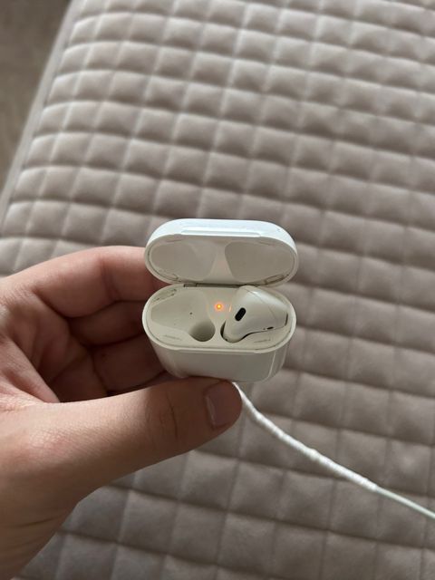 AirPods 2 — 25 ₼ · Bakı · Səs texnikası AirPods 2 — Bakı