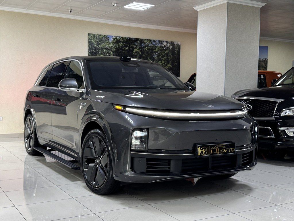Li Auto L7, 1.5 L, 52.3 kWh, 2025 il, 28 900 km 11-II-111 — Avtomobillər, Bakı (2)
