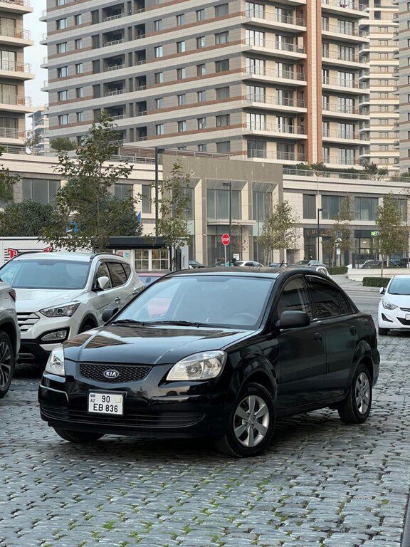 Kia Rio, 1.4 L, 2009 il, 300 000 km 90-EB-836 — Avtomobillər, Bakı (2)