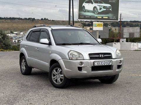 Hyundai Tucson, 2.0 L, 2007 il, 286 000 km — 14 400 ₼ · Bakı · Avtomobillər Hyundai Tucson, 2.0 L, 2007 il, 286 000 km — Bakı