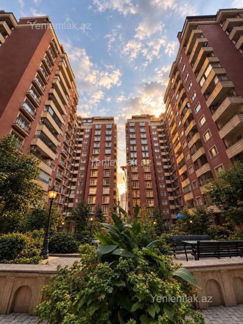 Satılır 4 otaqlı Bina evi menzil (Yeni tikili), 195 m², Nəsimi rayonu — Bakı