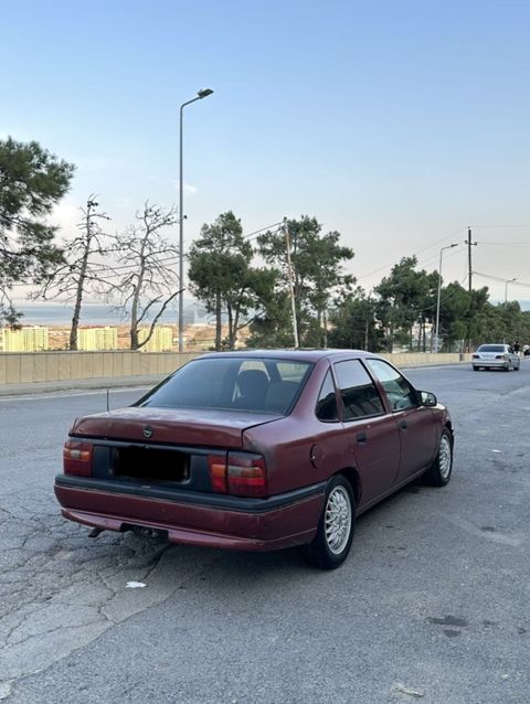 Opel Vectra: 2 l 1994 il 500000 km Sedan — Bakı