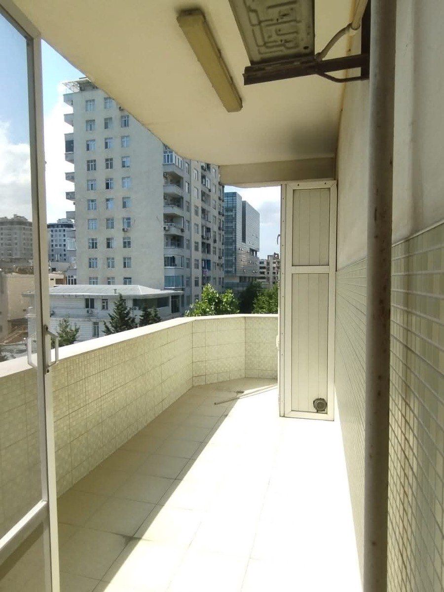 Satılır 3 otaqlı yeni tikili 120 m² — Mənzil, Bakı (4)