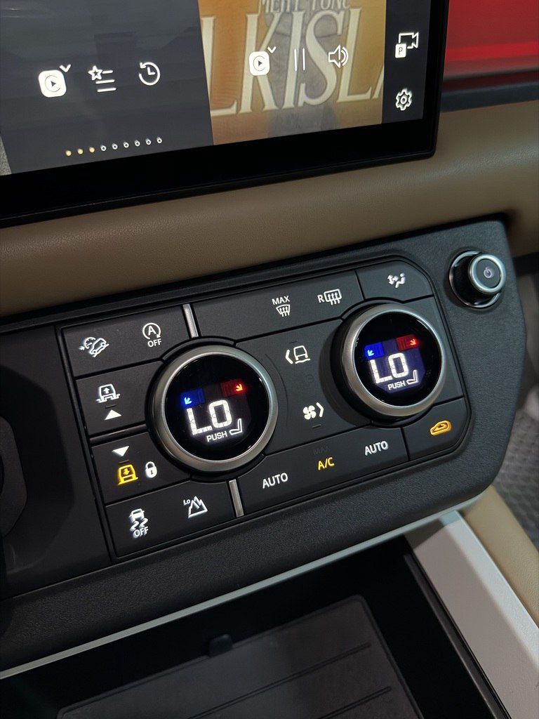 Land Rover Defender, 3.0 L, 2024 il, 18 000 km — Avtomobillər, Bakı (10)