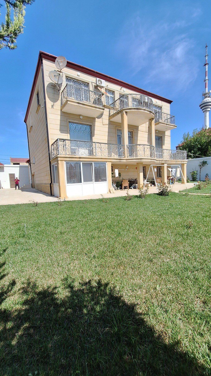 Satılır 10 otaqlı həyət evi/bağ evi 1000 m² — Ev, villa, Bakı