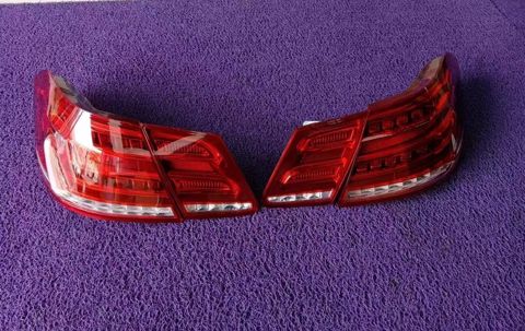 “Mercedes E212” stop işığı — 370 ₼ · Bakı · Ehtiyat hissələri və aksesuarlar “Mercedes E212” stop işığı — Bakı