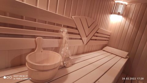 Sauna tikintisi, sauna ustası, saunaların yığılması — Bakı