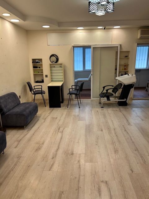 İcarəyə verilir obyekt 65 m² — Bakı