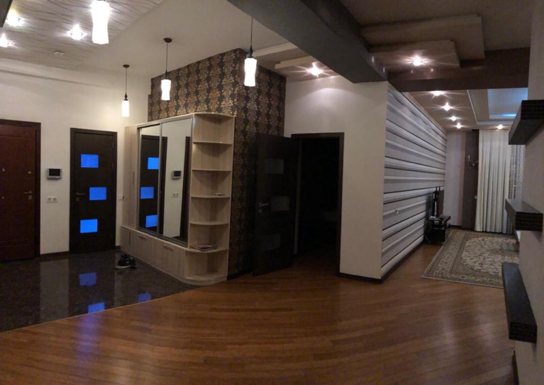 İcarəyə verilir 4 otaqlı yeni tikili 210 m² — Mənzil, Bakı (10)