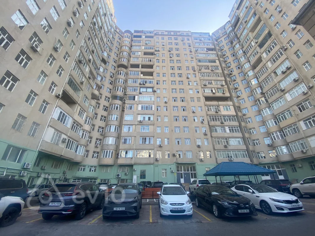 3 otaqlı mənzil, 101 m², Əliəşrəf Əlizadə kücəsi — Bakı