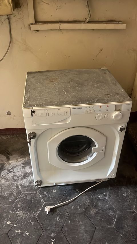 Ariston önyükləməli paltaryuyan maşın - Marka/model: Ariston — 250 ₼ · Bakı · Çamaşır maşınları Ariston önyükləməli paltaryuyan maşın - Marka/model: Ariston — Bakı
