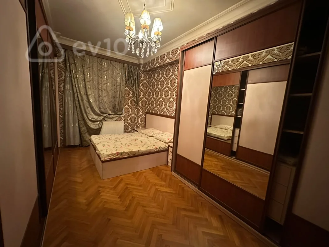 3 otaqlı mənzil, 140 m², Naxçıvani küçəsi — kirayə — Mənzil, Bakı (12)