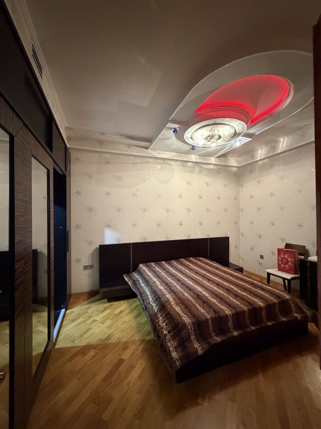 Satılır 5 otaqlı yeni tikili 193 m² — Mənzil, Bakı (8)