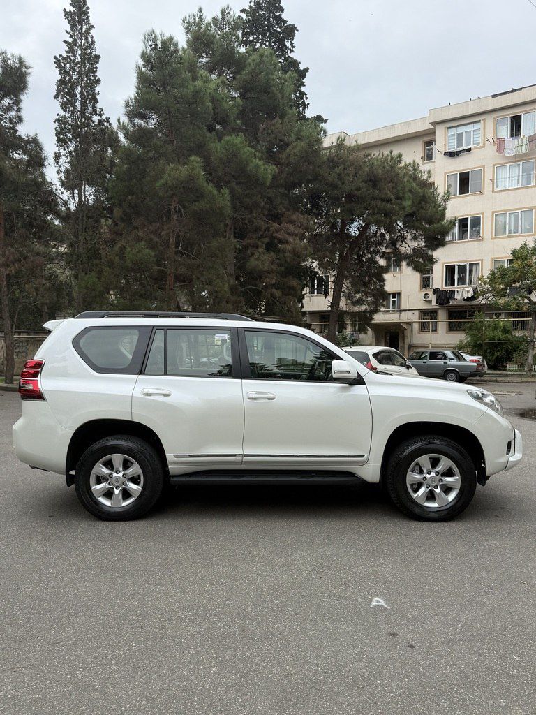 Toyota Land Cruiser Prado, 2.7 L, 2010 il, 168 000 km — Avtomobillər, Bakı (9)