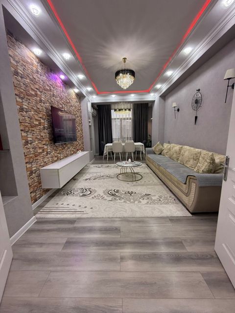 Satılır 4 otaqlı yeni tikili 149 m² — 400 000 ₼ · Bakı · Mənzil Satılır 4 otaqlı yeni tikili 149 m² — Bakı