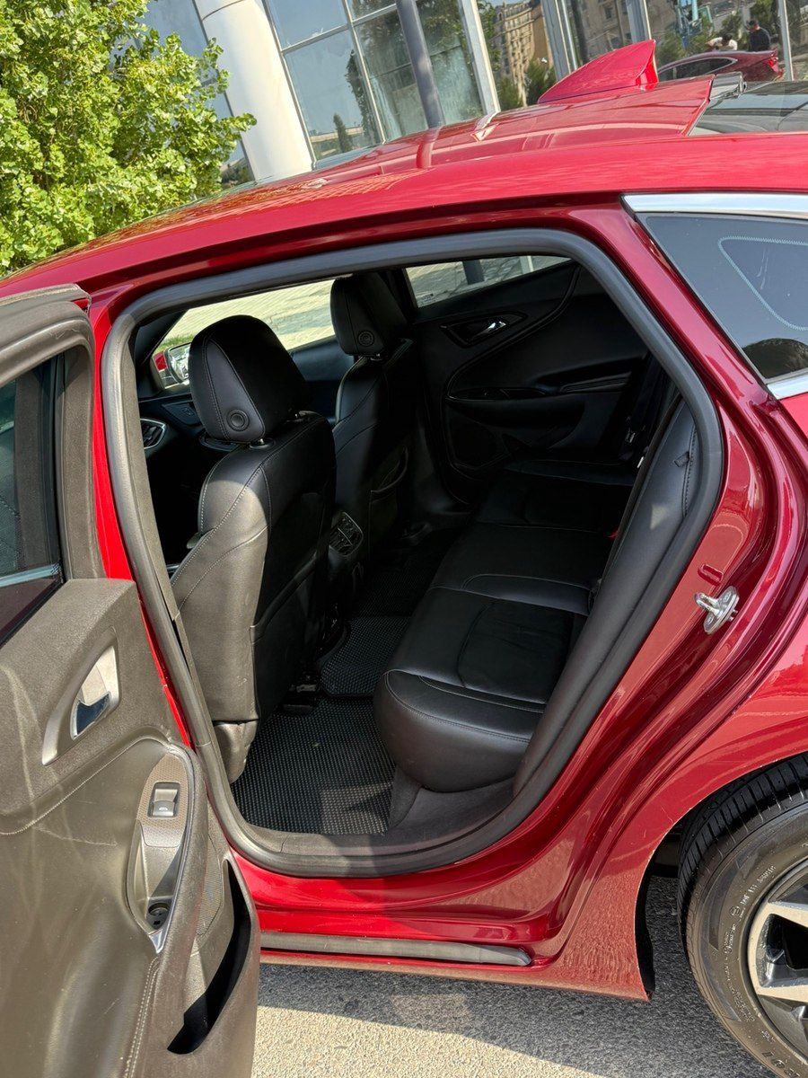 Chevrolet Malibu, 2018 il 88-DN-826 — Avtomobillər, Bakı (4)