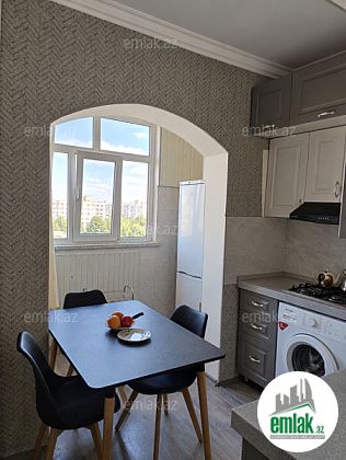 Satılır 3 otaqlı 80 m² köhnə tikili İnşaatçılar m — Mənzil (7)