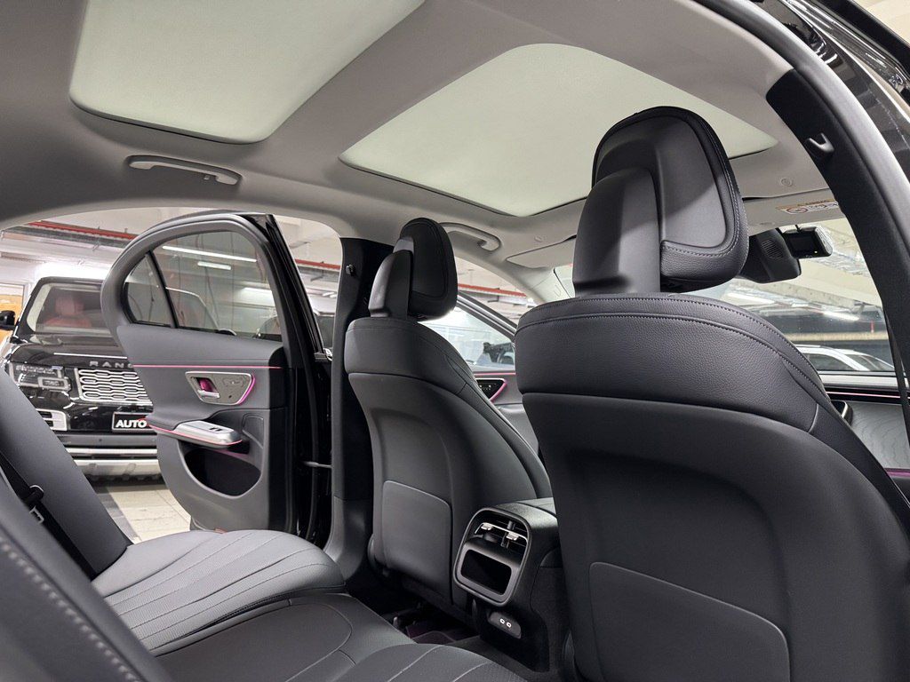 Mercedes E 200, 2.0 L, 2024 il, 10 000 km — Avtomobillər, Bakı (10)
