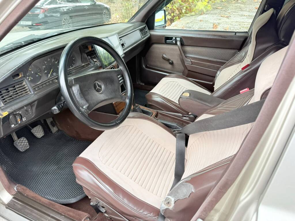Mercedes 190, 2.0 L, 1990 il, 120 000 km 10-UP-954 — Avtomobillər, Şamaxı (6)
