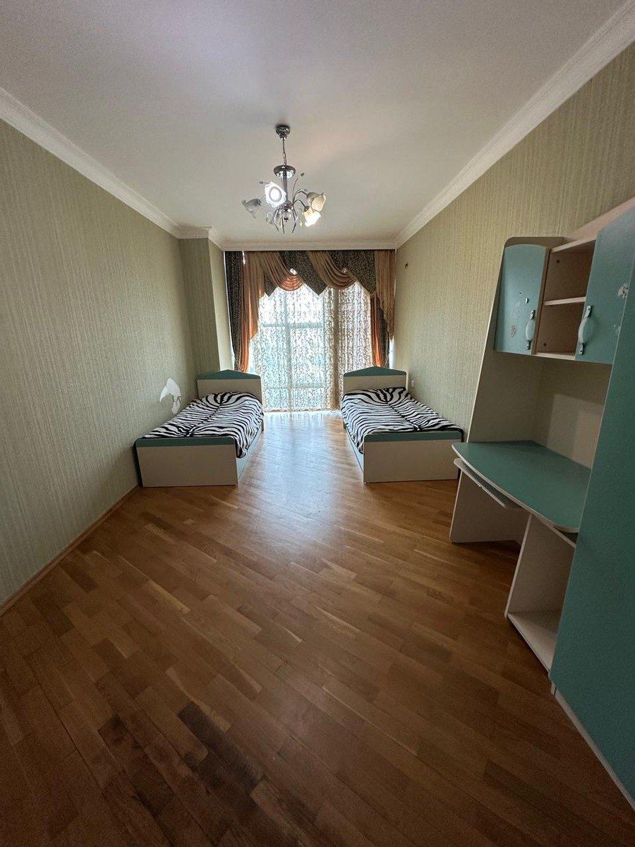 İcarəyə verilir 3 otaqlı yeni tikili 185 m² — Mənzil, Bakı (2)
