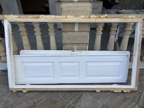Ağ rəngli taxta qapı dəsti Ustundə petləsidə var tam hazir vəzyətfədi — 50 ₼ · Şamaxı · Pəncərələr, qapılar, balkonlar Ağ rəngli taxta qapı dəsti Ustundə petləsidə var tam hazir vəzyətfədi — Şamaxı