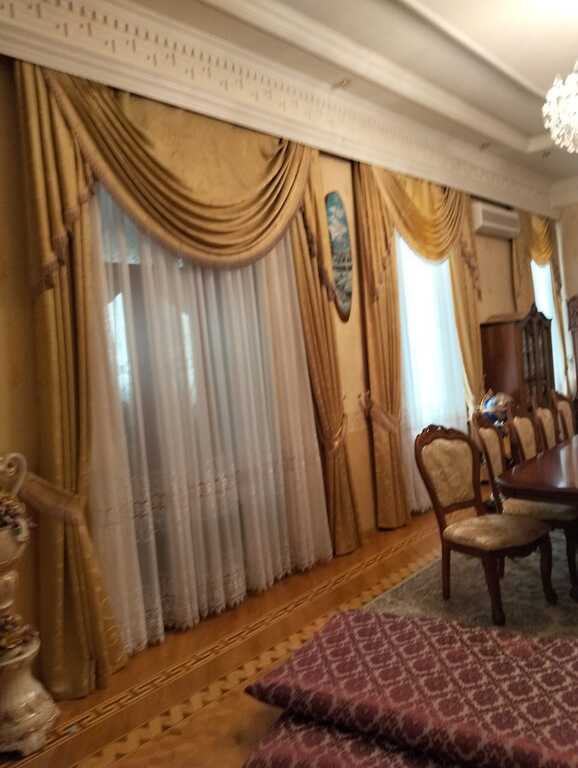 Satılır 7 otaqlı köhnə tikili 320 m² — Mənzil, Bakı (2)