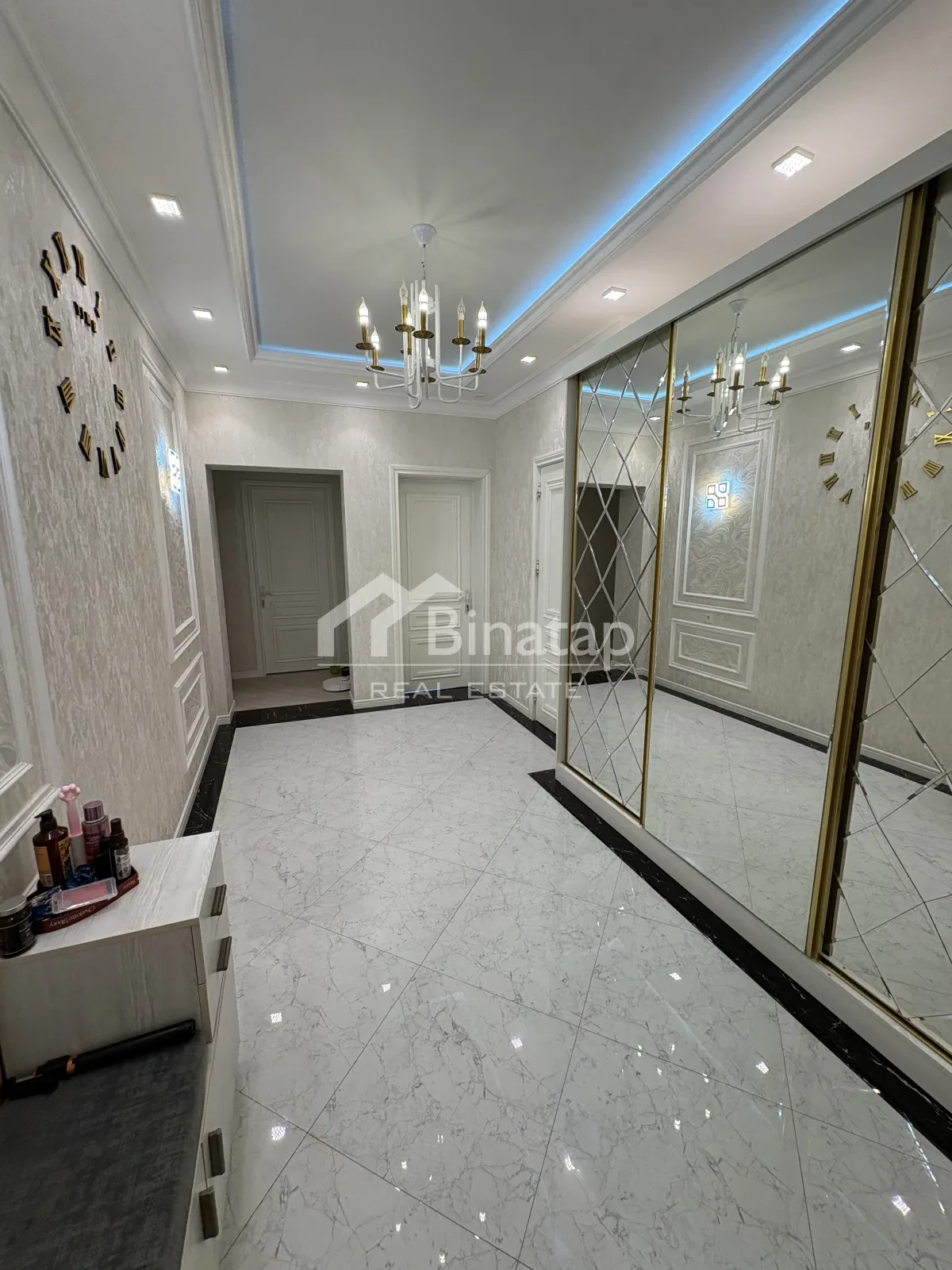 Satılır 3 otaqlı yeni tikili 100 m², İnşaatçılar metrosu, Yasamal rayonu — Bakı