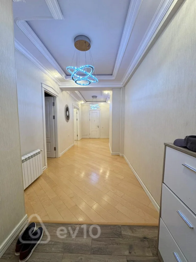4 otaqlı mənzil, 107 m², Y/Yasamal E.Ehmedov 26 — Mənzil, Bakı (2)