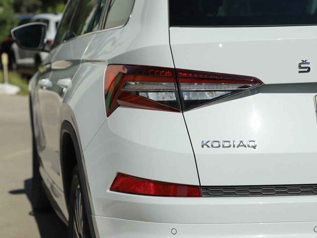Skoda Kodiaq, 2.0 L, 2023 il, 73 400 km — Avtomobillər, Bakı (4)