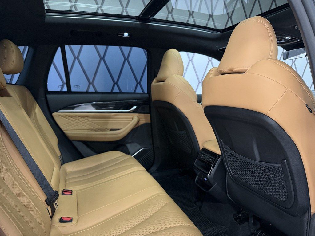 Geely Monjaro, 1.5 L, 1.64 kWh, 2025 il, 35 900 km — Avtomobillər, Bakı (12)