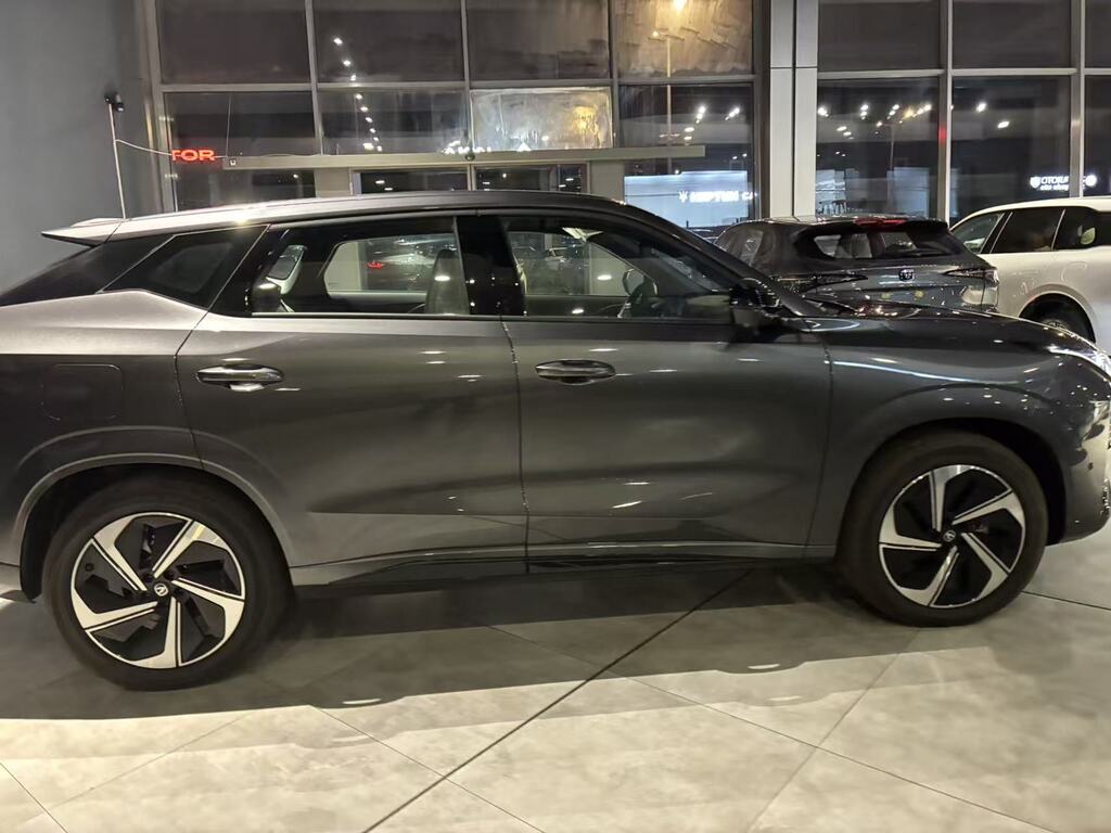 Changan Uni-Z, 1.5 L, 18.4 kWh, 2026 il, yeni — Avtomobillər, Bakı (3)
