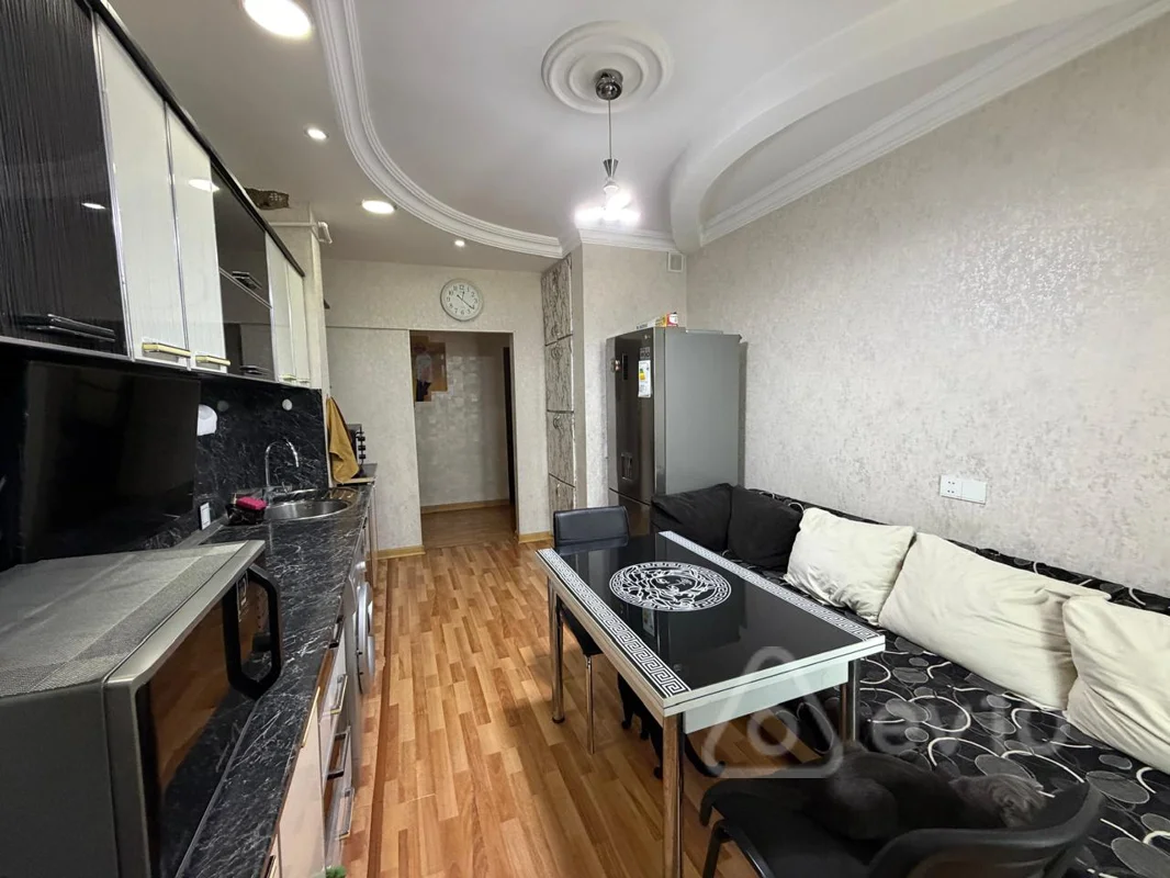 5 otaqlı mənzil, 120 m², Seyid Əzim Şirvani küçəsi 14 — Mənzil, Bakı (8)