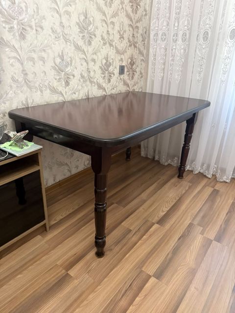 Işləkdir sadəcə masa satılır təmirlə bağlı satılır real alıcıya — 65 ₼ · Sumqayıt · Qonaq otağı üçün Işləkdir sadəcə masa satılır təmirlə bağlı satılır real alıcıya — Sumqayıt