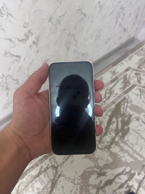 Apple iPhone 13 Starlight 128GB/4GB — Qobustan