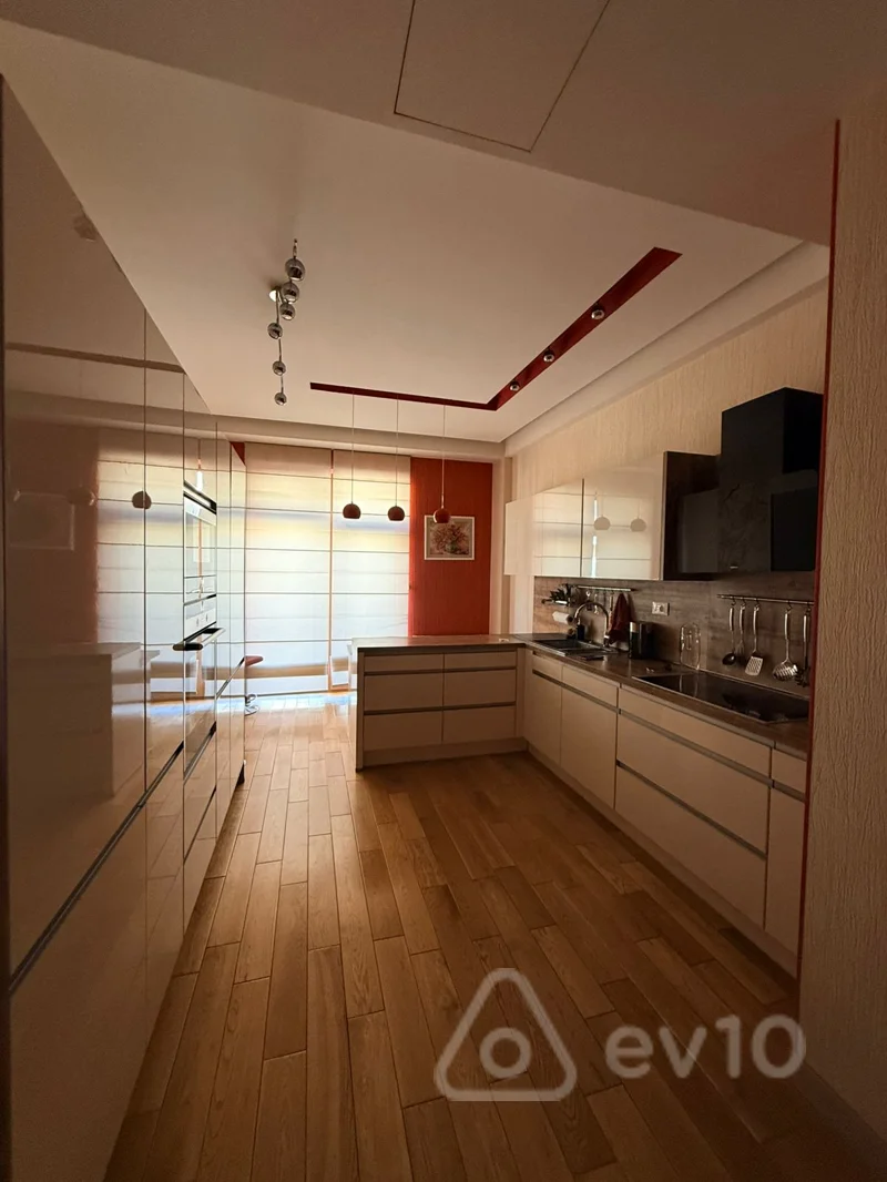 4 otaqlı mənzil, 150 m², Xeqani Rustemov kucesi — Mənzil, Bakı (6)