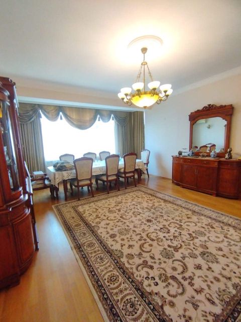 Satılır 3 otaqlı yeni tikili 120 m² — Bakı