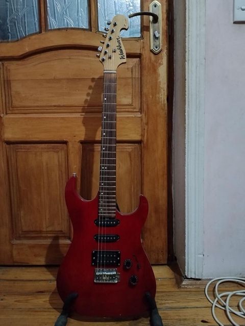 Elektron gitara, 6 sim, İşlənmiş, Ünvandan götürmə, Pulsuz çatdırılma — 270 ₼ · Bakı · Gitarlar və digər simli alətlər Elektron gitara, 6 sim, İşlənmiş, Ünvandan götürmə, Pulsuz çatdırılma — Bakı