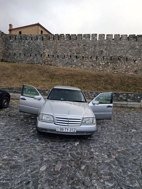 Mercedes C 180, 1.8 L, 1996 il, 470 000 km — 7 700 ₼ · Şəki · Avtomobillər Mercedes C 180, 1.8 L, 1996 il, 470 000 km — Şəki