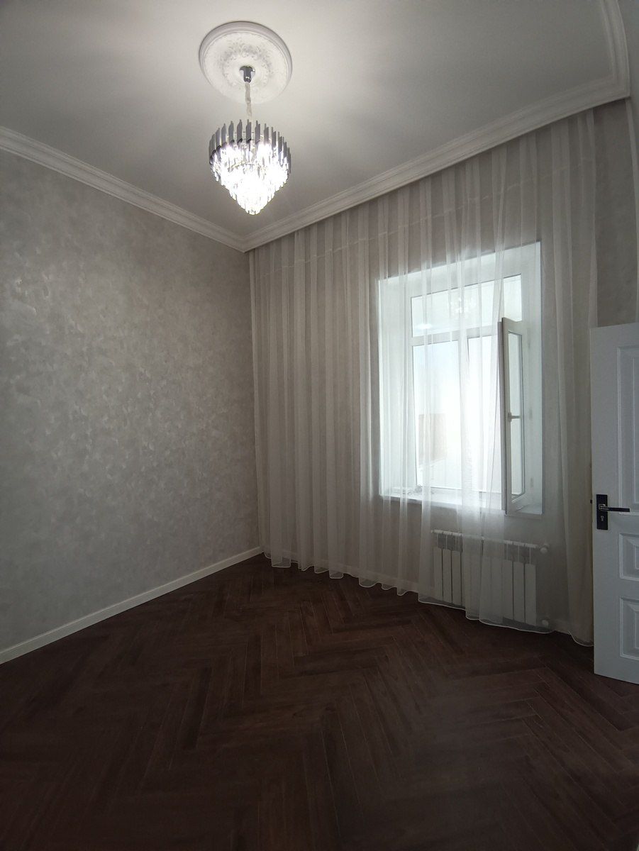 Satılır 2 otaqlı köhnə tikili 55 m² — Mənzil, Bakı (7)